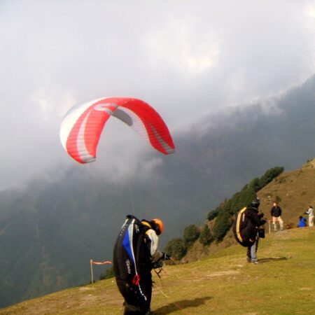 paragliding mcleodganj pacakage