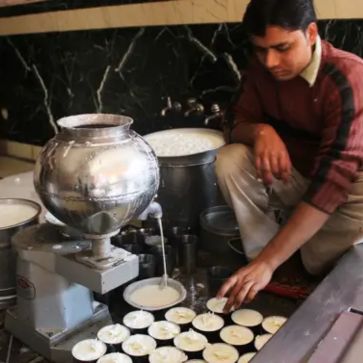 how amritsari lassi prepared